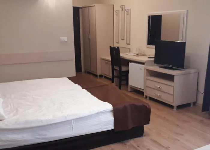 Heat Complex Family Otel Peshtera (Pazardzhik)